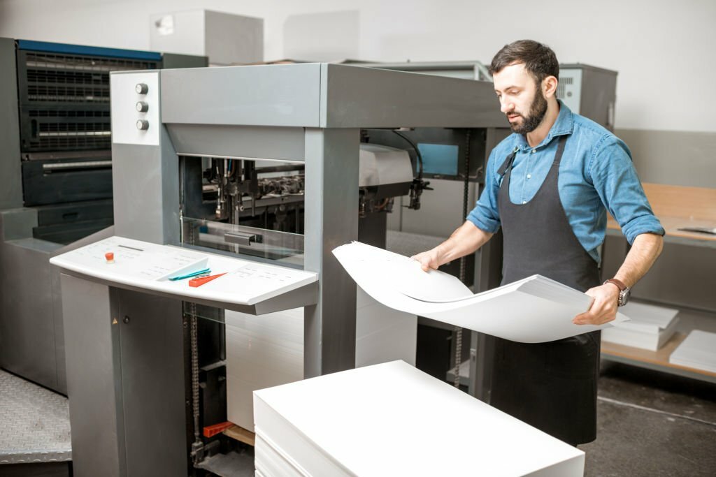 Launching Your Printing Business: The 7 Must-Have Printing Equipment for Success